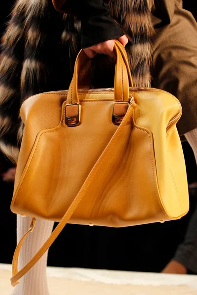 Look 23